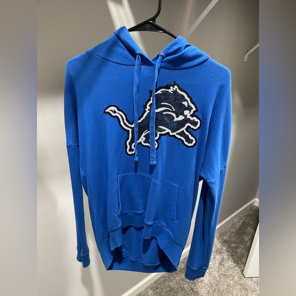 PINK Victoria's Secret Tops - PINK Detroit Lions Hoodie